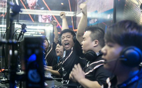 并实现可持 并实现可持