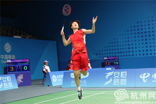 斯主场迎战 斯主场迎战