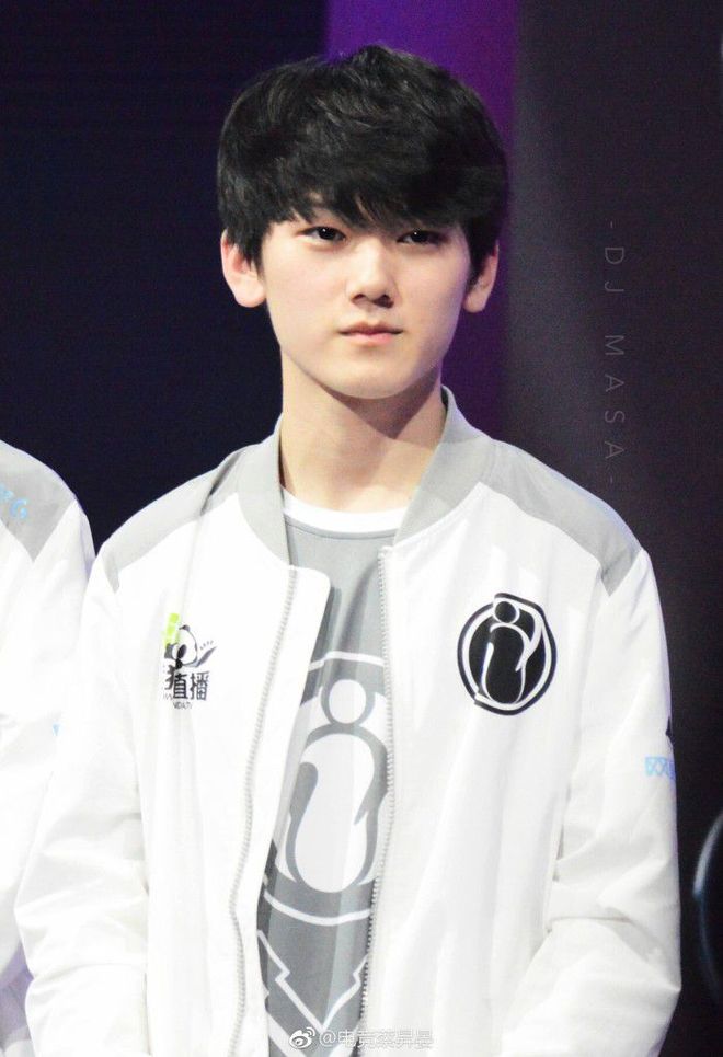 护城河外 护城河外